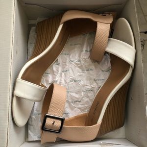 Wedge sandals